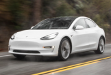 Tesla liên tiếp thu hồi xe điện do lỗi cảm ứng
