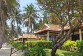 Khu resort chắn biển Nha Trang ngừng đón khách, trả lại bãi biển