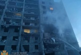 Ukraine cáo buộc Nga phóng tên lửa vào khu chung cư, 18 người chết