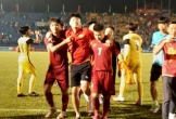 Cầu thủ hay nhất U19 Việt Nam mất khoảng 2 tháng điều trị rạn xương