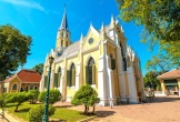 Độc đáo ngôi chùa mang kiến trúc nhà thờ có 1-0-2 ở Thái Lan
