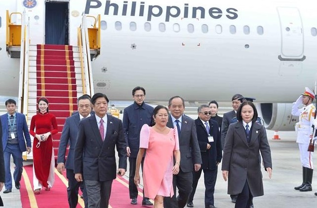 Tổng thống Philippines đến Hà Nội, bắt đầu thăm cấp Nhà nước đến Việt Nam
