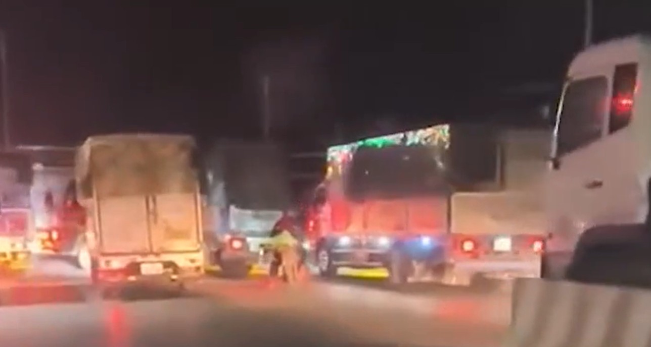 Khoảnh khắc xe bồn phát nổ, cháy dữ dội ở Hưng Yên