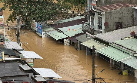 Đà Nẵng: Nơi trũng thấp tiếp tục ngập, người dân lần thứ 5 chạy lũ trong 20 ngày