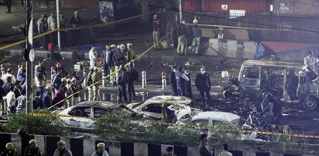 Bắt giữ một đồng phạm trong vụ nổ xe gần Pháo đài Đỏ tại Ấn Độ