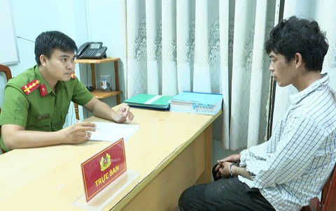 Mới ra tù đã phải 'quay trở lại' vì cướp giật ĐTDĐ Iphone