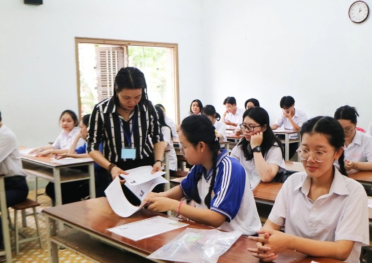 Giáo viên sốt ruột vì chậm nâng bậc chức danh nghề nghiệp, lãnh đạo sở nói gì?