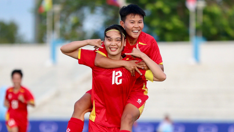 Thắng đậm Indonesia, tuyển nữ Việt Nam thẳng tiến chung kết