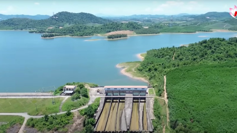 Nghệ An tăng tốc hoàn thiện hệ thống cấp nước sinh hoạt: Bảo đảm chuẩn nước sạch trong xây dựng nông thôn mới