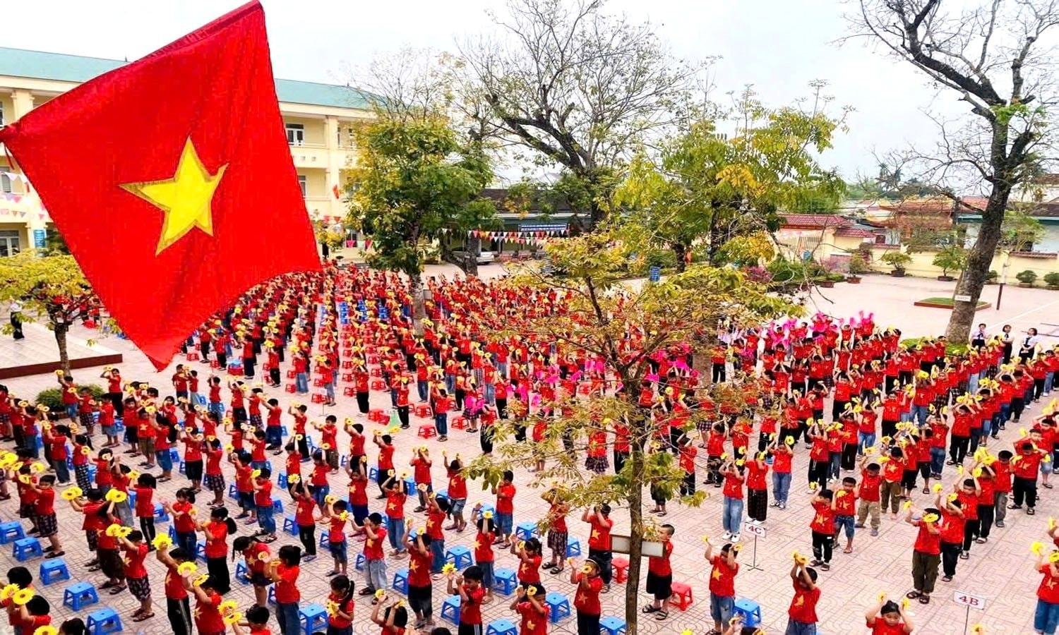 Học sinh Nghệ An nghỉ 10 ngày dịp Tết Nguyên đán Bính Ngọ