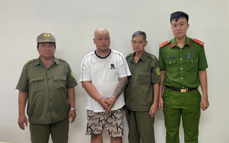 Truy bắt nhanh đối tượng cướp giật, thu hồi tài sản trả lại người dân