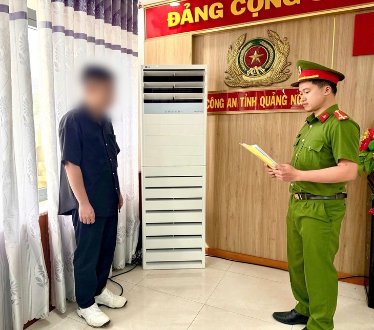 Bắt giám đốc 'dạy làm giàu' để lừa đảo lấy tiền trả nợ