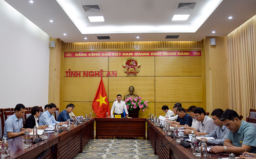 UBND tỉnh họp nghe phương án nâng cấp hệ thống chống ngập úng đô thị thuộc địa bàn các phường của thành phố Vinh (cũ)