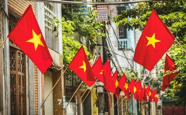 Nghệ An tăng cường tuyên truyền kỷ niệm các ngày lễ lớn dịp 30/4 và 01/5/2026