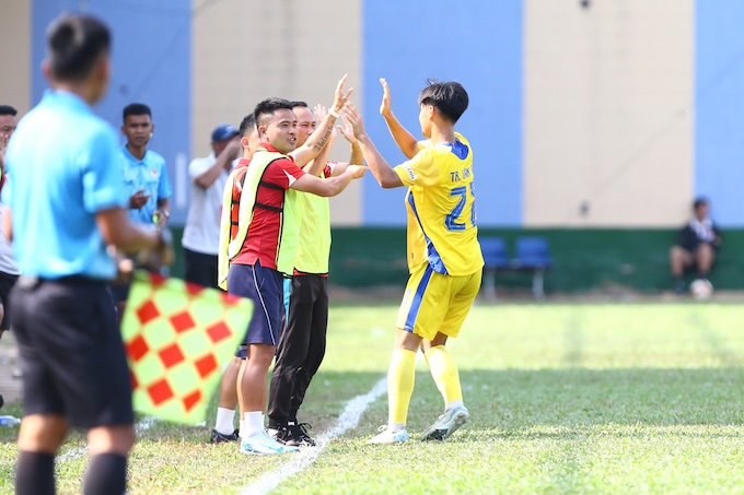 Trước vòng tứ kết U15 QG – Cúp Modern 2026: SLNA và PVF sẽ giành vé vào bán kết?