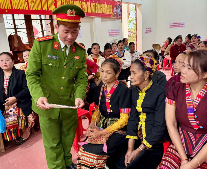 Hành trình từ “thủ phủ của cái chết trắng” đến xã sạch về ma tuý
