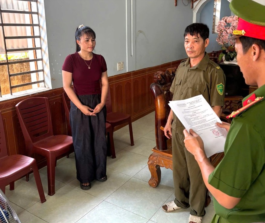 Khởi tố 3 đối tượng có hành vi mua bán, giết mổ tiêu thụ lợn mắc dịch tả lợn châu Phi