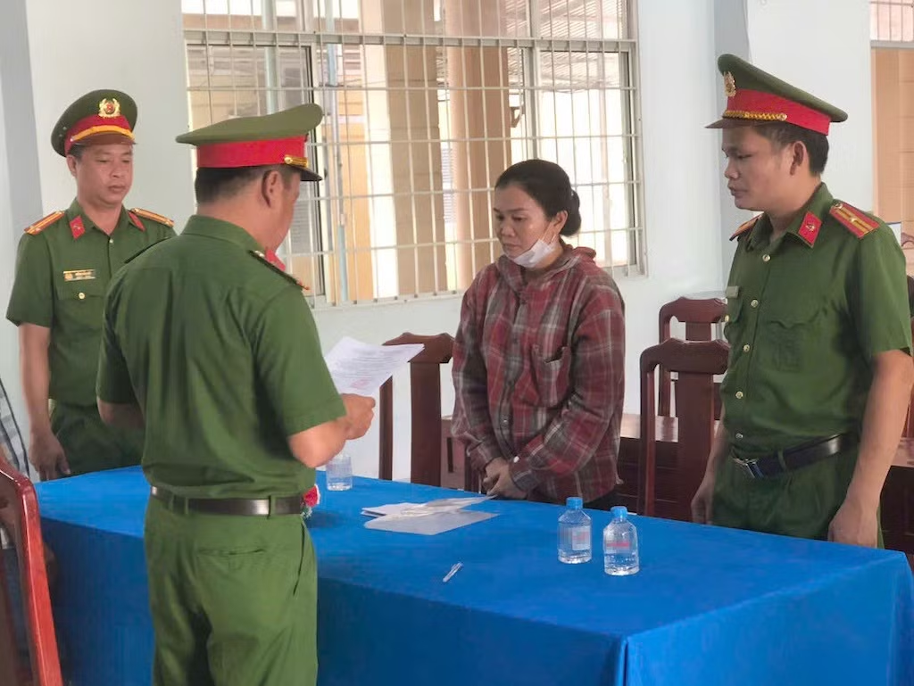 Lừa vay tiền đáo hạn ngân hàng, chiếm đoạt hơn 18 tỷ đồng