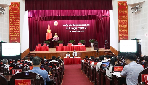Thảo luận tại tổ 1: Phấn đấu hoàn thành các mục tiêu phát triển kinh tế - xã hội năm 2026