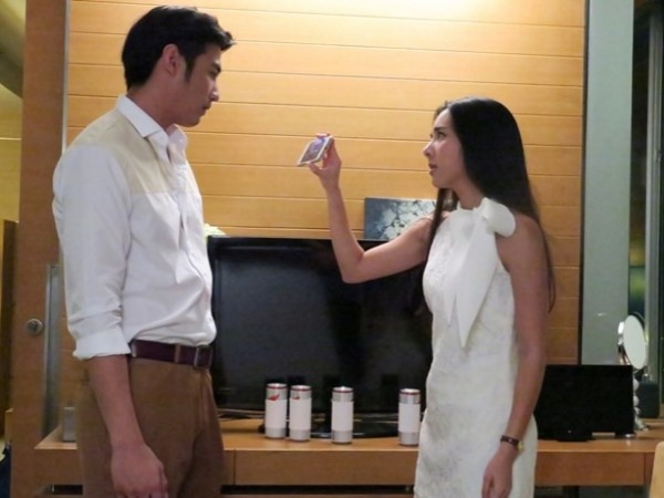 Mới cưới xong chồng nhất quyết không chịu đeo nhẫn cưới, sự thật đằng sau còn khủng khiếp hơn ngoại tình