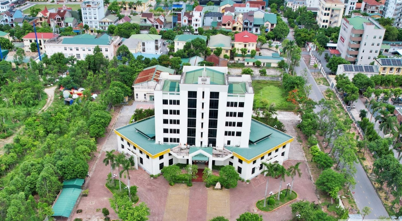 Toàn cảnh khu 'đất vàng' xây tòa tháp cao nhất tỉnh Nghệ An