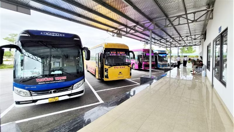 Giá nhiên liệu giảm, nhiều doanh nghiệp vận tải hành khách ở Nghệ An vẫn chưa điều chỉnh giá cước