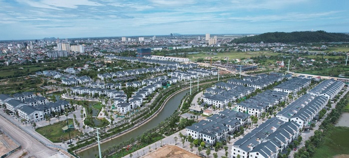 BĐS Nghệ An: Nhà đầu tư đứng ngoài quan sát, nhiều phân khúc 'đóng băng'