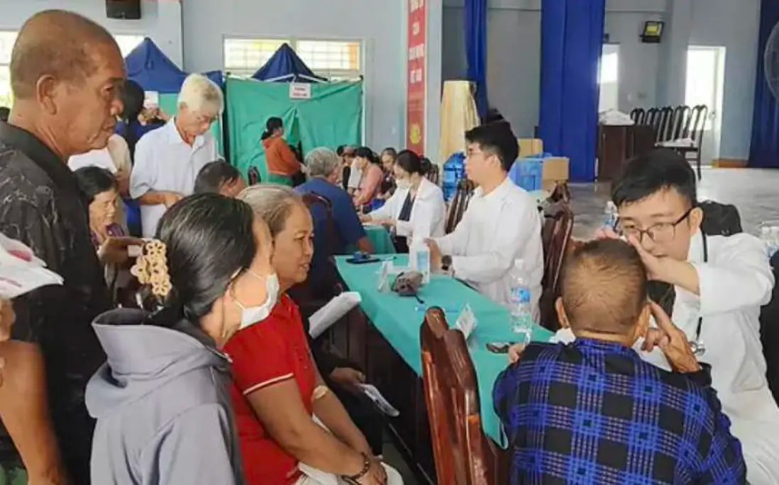 Chung tay xoa dịu nỗi đau, tiếp thêm hy vọng cho các nạn nhân chất độc da cam