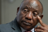 Bê bối tiền nhét dưới sofa bủa vây tổng thống Nam Phi