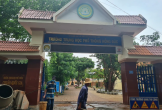 Nữ sinh dùng guốc đánh vào đầu bạn đổ máu ngay trong trường