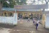 Trường học chật vật dạy học trở lại sau mưa lũ