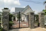 Một nhà hai cửa, của lẫn người khó vẹn toàn