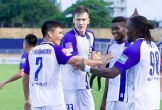 Ơn trời, SLNA thắng rồi!