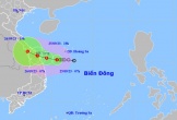 Áp thấp nhiệt đới cách bờ hơn 200km, miền Trung đang mưa lớn