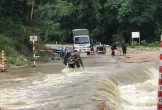 Trắng đêm sơ tán người dân và tài sản