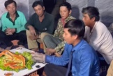 Chơi sang như Lộc Fuho mua cua hoàng đế mở tiệc đãi thợ