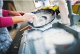 Có thể ngâm bát đĩa hay nhất thiết phải rửa luôn?
