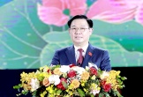 Chủ tịch Quốc hội Vương Đình Huệ dự Lễ kỷ niệm 60 năm thành lập thành phố Vinh và đón nhận Huân chương Độc lập hạng Nhì