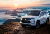 Loạt SUV tiền tỷ đang giảm giá cả trăm triệu đồng