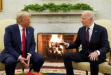 Thông điệp Giáng sinh đối lập của ông Biden và ông Trump