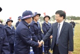 Phó Chủ tịch UBND tỉnh Bùi Đình Long động viên thanh niên huyện Diễn Châu lên đường nhập ngũ