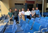 Bệnh viện Hoàn Mỹ Vinh trao 240 băng ghế chờ cho 3 huyện miền núi ở Nghệ An