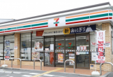 Cửa hàng tiện lợi ở Nhật Bản thu hút lao động Việt Nam