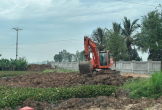 Nghi Lộc – Nghệ An: Mang đất đá thải của đường cao tốc san lấp, thi công công trình?