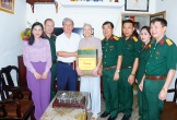 Bộ Tư lệnh Quân khu 4 thăm, tặng quà chiến sĩ Điện Biên trên địa bàn Thành phố Vinh