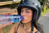 Hot girl Đà Nẵng diện bra chạy xe máy cực chiến