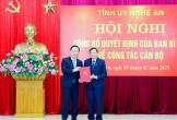 Công bố và trao Quyết định chuẩn y Phó Bí thư Tỉnh ủy Nghệ An