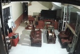 Cận cảnh lốc xoáy quét qua nhà dân ở Hưng Yên