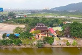 Bốc thăm ki - ốt kinh doanh sát khu vực Đền ông Hoàng Mười ở Nghệ An gây xôn xao