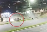 4 người tử vong khi ô tô đâm vào cột đèn ven đường